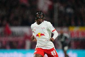 迪奥曼德上赛季德甲直接参与20球，五大联赛02后球员仅次于亚马尔