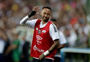 巴媒：内马尔入选巴西杯名单但未随队出征，将在比赛当天上午启程