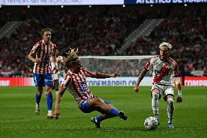天空体育：切尔西预计1630万镑+浮动签查瓦里亚，正敲定最后细节