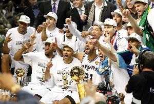 奥登：吉诺比利是全明星 2014年小卡的FMVP本该属于他